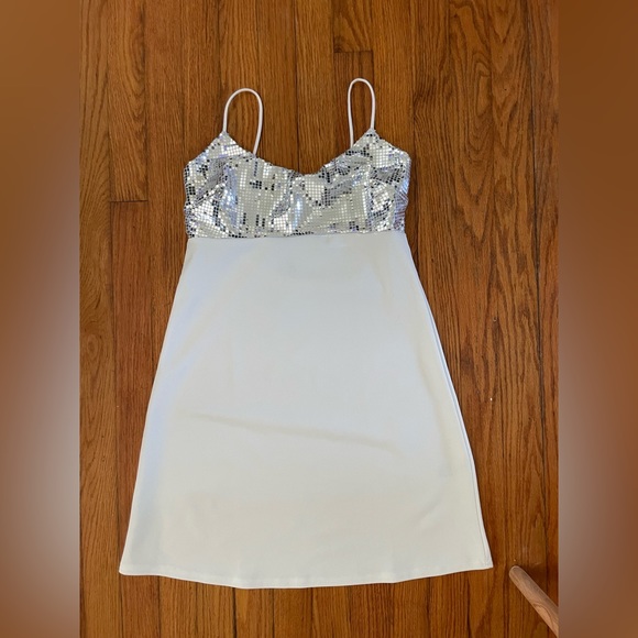 River Island disco shift mini dress in white size small - Picture 4 of 5